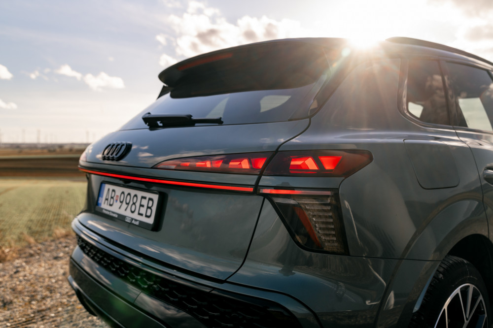 Audi Q3 SUV 1.5 TFSI S Line test